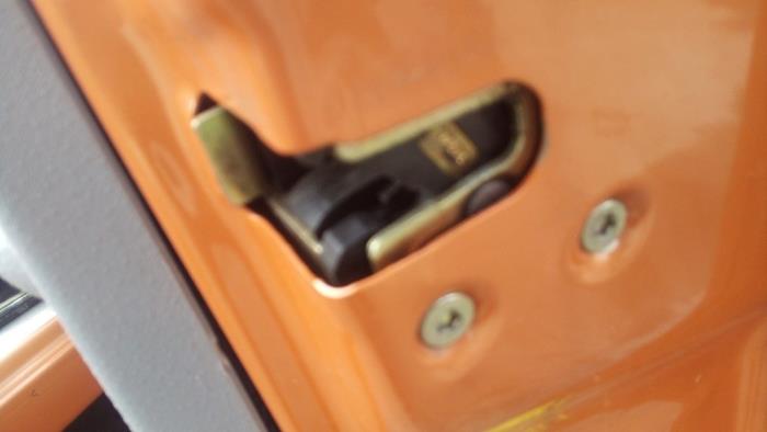 Door lock mechanism 2-door, right from a Citroën C3 Pluriel (HB) 1.6 16V 2003