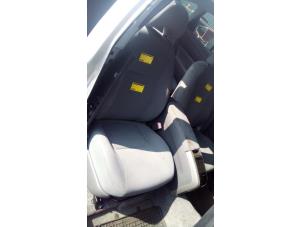 Used Seat, right Toyota Prius (NHW20) 1.5 16V Price € 49,99 Margin scheme offered by Autodemontage Smeets Janssen