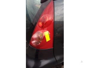 Used Taillight, right Peugeot 107 1.0 12V Price € 29,99 Margin scheme offered by Autodemontage Smeets Janssen
