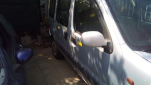 Used Front door 4-door, right Renault Kangoo (KC) 1.5 dCi 80 Price € 69,99 Margin scheme offered by Autodemontage Smeets Janssen