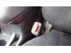 Insertion ceinture de sécurité avant gauche d'un Toyota Corolla (E12), 2002 / 2007 1.6 16V VVT-i, Berline avec hayon arrière, Essence, 1.598cc, 81kW (110pk), FWD, 3ZZFE, 2004-06 / 2007-03 2005