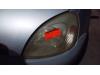 Headlight, left from a Toyota Yaris (P1), 1999 / 2005 1.0 16V VVT-i, Hatchback, Petrol, 998cc, 50kW (68pk), FWD, 1SZFE, 1999-04 / 2005-09, SCP10 1999