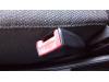 Lengüeta cinturón de seguridad derecha delante de un Nissan Micra (K12), 2003 / 2010 1.2 16V, Hatchback, Gasolina, 1.240cc, 59kW (80pk), FWD, CR12DE, 2003-01 / 2010-06, K12BB02; K12FF02; K12FF03 2007