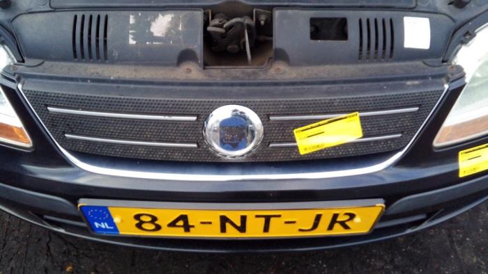 Używane Grill Fiat Idea (350AX) 1.4 16V Cena € 19,99 Procedura marży oferowane przez Autodemontage Tegelen