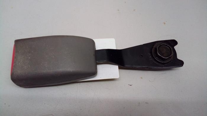 Front seatbelt buckle, left from a Mazda Demio (DW) 1.5 16V 2001