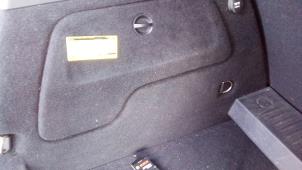 Usagé Revêtement coffre gauche Mercedes B (W246,242) 1.5 B-180 CDI 16V Prix € 39,99 Règlement à la marge proposé par Autodemontage Smeets Janssen