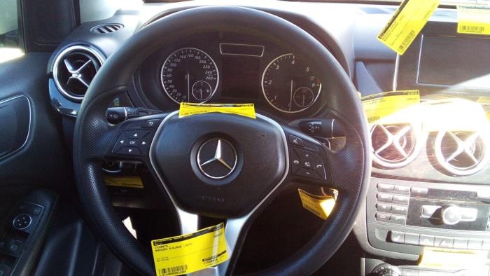 Kierownica z Mercedes-Benz B (W246,242) 1.5 B-180 CDI 16V 2015