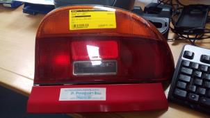 Used Taillight, right Mazda 121 (DB) 1.3i GL,GLX,Top 16V Price € 19,98 Margin scheme offered by Autodemontage Smeets Janssen