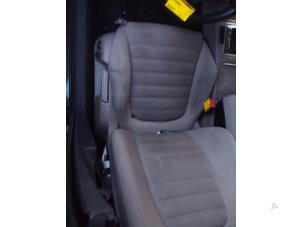 Used Seat, left Volkswagen Passat Variant (3C5) 1.4 TSI 16V Price € 74,99 Margin scheme offered by Autodemontage Smeets Janssen