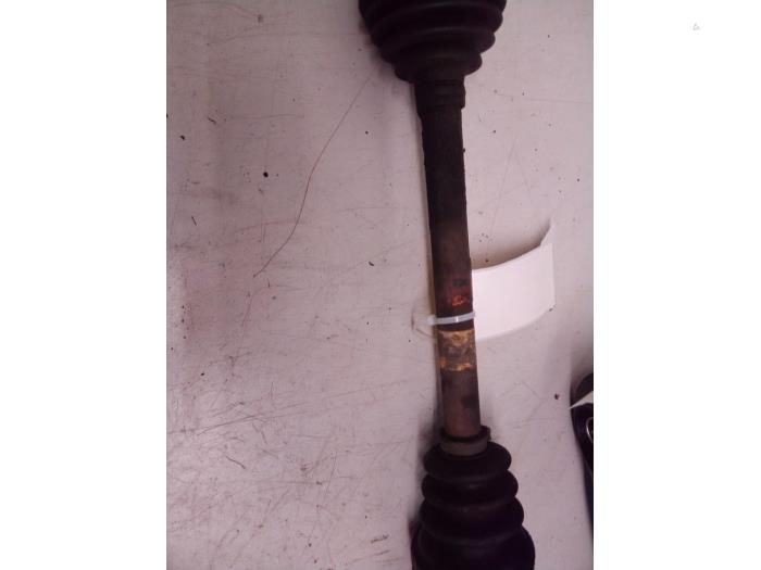 Front drive shaft, left from a Hyundai Atos 1.1 12V 2006
