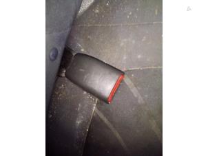 Used Rear seatbelt buckle, right Chevrolet Spark (M300) 1.0 16V Bifuel Price € 19,99 Margin scheme offered by Autodemontage Smeets Janssen