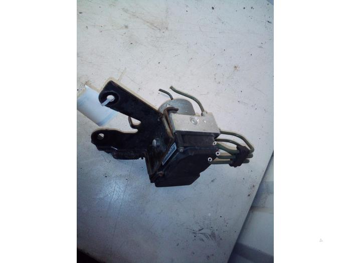 Begagnade ABS-pump Citroen C1 1.0 12V Pris € 24,99 Marginaltabell erbjuds av Autodemontage Tegelen