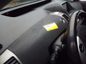 Usados Airbag set + dashboard Toyota Prius (NHW20) 1.5 16V Precio de solicitud ofrecido por Autodemontage Smeets Janssen