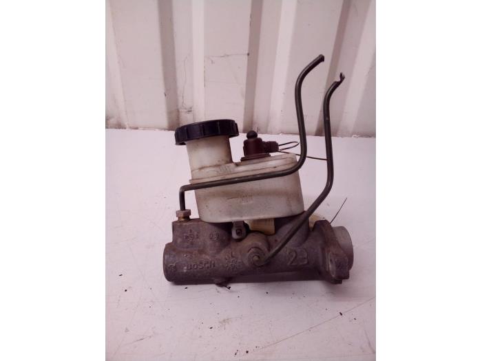 Master brake cylinder