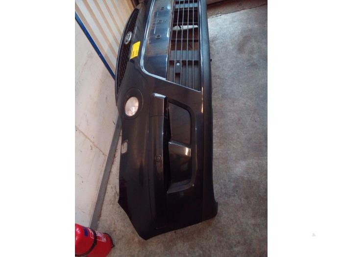 Front bumper from a Ford S-Max (GBW) 2.0 16V 2006