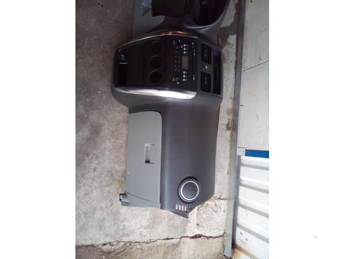 Używane Panel Suzuki SX4 (EY/GY) 1.6 16V VVT Grip 4x4 Cena € 250,00 Procedura marży oferowane przez Autodemontage Tegelen