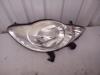 Headlight, right from a Peugeot 107, 2005 / 2014 1.0 12V, Hatchback, Petrol, 998cc, 50kW (68pk), FWD, 384F; 1KR, 2005-06 / 2014-05, PMCFA; PMCFB; PNCFA; PNCFB 2009