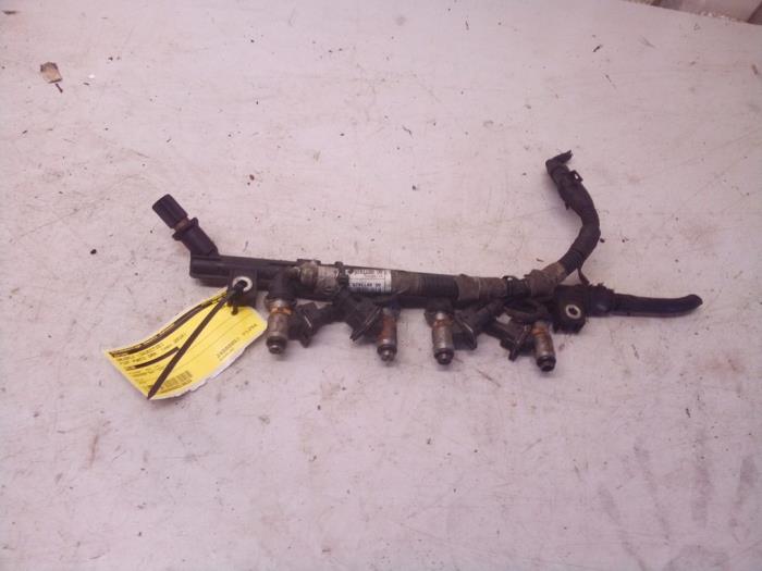 Usagé Système d'injection Fiat Grande Punto (199) 1.2 Prix € 29,98 Règlement à la marge proposé par Autodemontage Tegelen