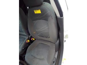 Used Seat, left Chevrolet Spark (M300) 1.0 16V Bifuel Price € 59,99 Margin scheme offered by Autodemontage Smeets Janssen