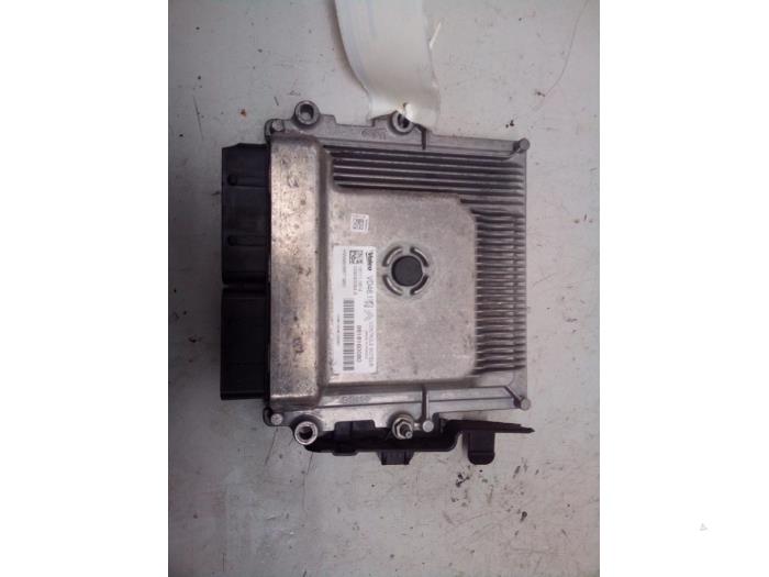 Used Engine management computer Peugeot 2008 (CU) 1.2 12V e-THP PureTech 130 Price € 250,00 Margin scheme offered by Autodemontage Tegelen