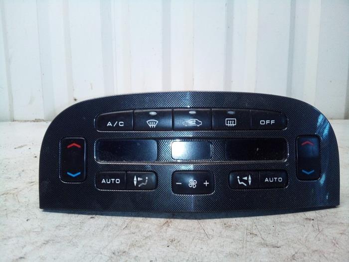 Usagé Panneau de commande clim Peugeot 607 (9D/U) 2.2 16V Prix € 24,98 Règlement à la marge proposé par Autodemontage Tegelen