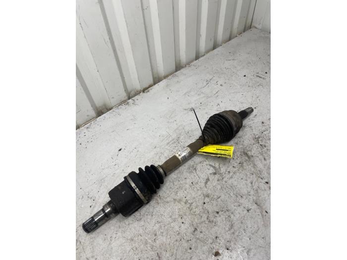 Gebrauchte Antriebswelle links vorne Alfa Romeo MiTo (955) 1.4 TB 16V Preis € 35,00 Margenregelung angeboten von Autodemontage Tegelen