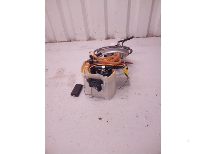 Gebrauchte Benzinpumpe Mercedes A (177.0) 2.0 A-250 Turbo 16V Preis € 49,98 Margenregelung angeboten von Autodemontage Tegelen