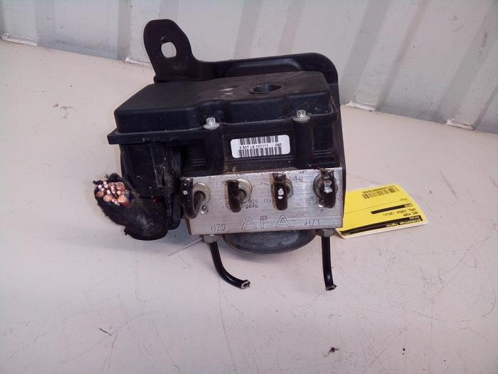 Begagnade ABS-pump Opel Corsa D 1.3 CDTi 16V ecoFLEX Pris € 250,00 Marginaltabell erbjuds av Autodemontage Tegelen