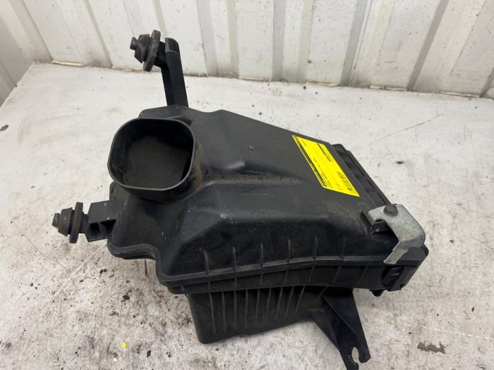 Begagnade Luftfilter Nissan Qashqai (J10) 1.5 dCi DPF Pris € 49,50 Marginaltabell erbjuds av Autodemontage Tegelen
