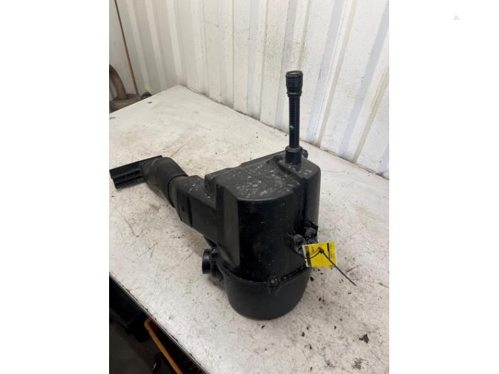 Begagnade Luftfilter Volkswagen Polo V (6R) 1.2 TSI Pris € 51,50 Marginaltabell erbjuds av Autodemontage Tegelen