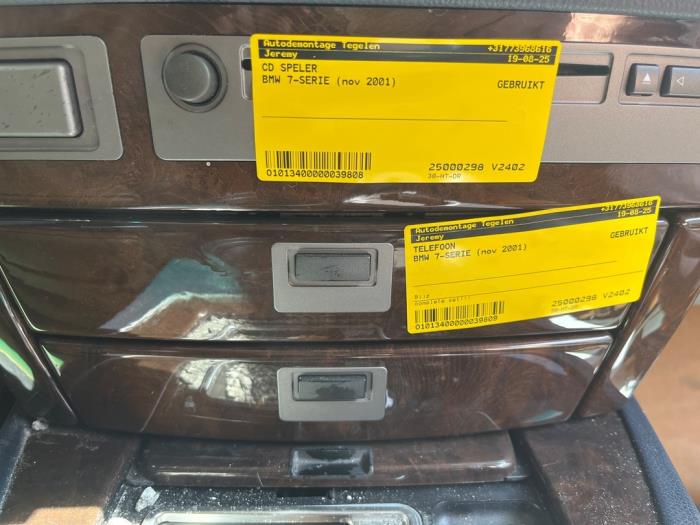 Używane Telefon BMW 7 serie (E65/E66/E67) 735i,Li 3.6 V8 32V Cena € 74,98 Procedura marży oferowane przez Autodemontage Tegelen