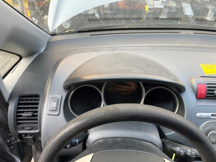 Używane Panel Honda Jazz (GD/GE2/GE3) 1.3 i-Dsi Cena € 274,98 Procedura marży oferowane przez Autodemontage Tegelen