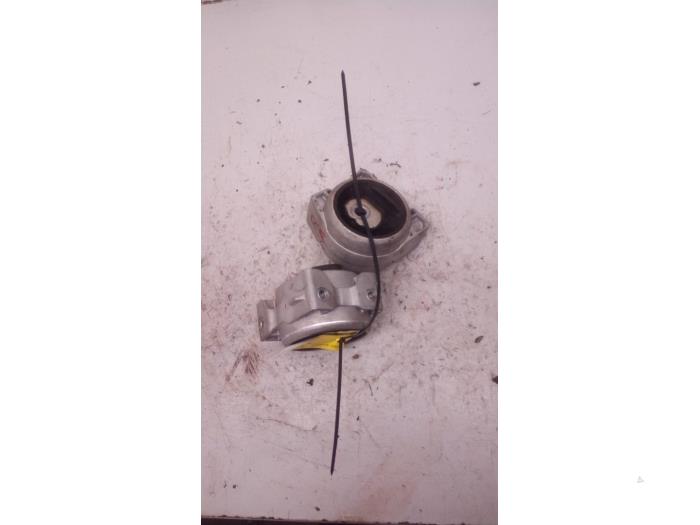 Used Engine mount Mercedes B (W245) 1.5 B-160 16V Price € 12,50 Margin scheme offered by Autodemontage Tegelen