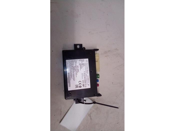 Begagnade Bluetooth-modul Mercedes A (W176) 1.5 A-180 CDI, A-180d 16V Pris € 49,99 Marginaltabell erbjuds av Autodemontage Tegelen