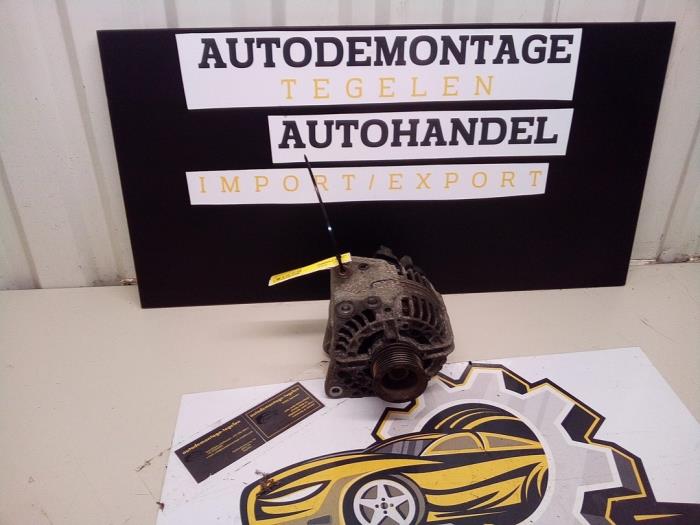 Used Dynamo Volkswagen New Beetle (9C1/9G1) 1.6 Price € 34,98 Margin scheme offered by Autodemontage Tegelen