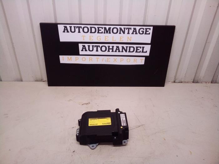 Begagnade Innerdisplay Peugeot 3008 I (0U/HU) 1.6 16V THP 150 Pris € 74,99 Marginaltabell erbjuds av Autodemontage Tegelen