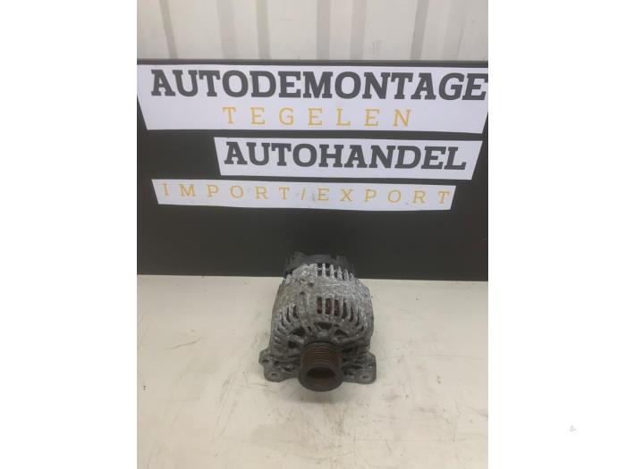 Begagnade Dynamo Volkswagen Polo V (6R) 1.4 16V Pris € 34,90 Marginaltabell erbjuds av Autodemontage Tegelen
