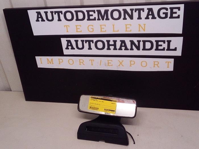 Używane Lusterko wewnetrzne Alfa Romeo MiTo (955) 1.4 16V Cena € 34,98 Procedura marży oferowane przez Autodemontage Tegelen
