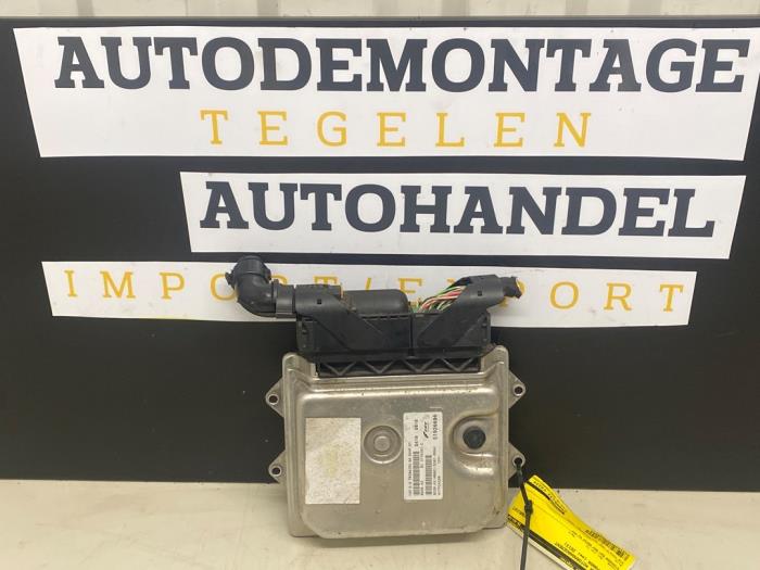 Used Engine management computer Fiat Panda (312) 0.9 TwinAir 65 Price € 224,99 Margin scheme offered by Autodemontage Tegelen