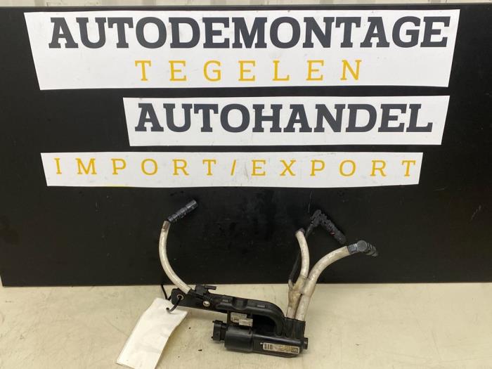 Used Distributor Opel Corsa E 1.3 CDTi 16V ecoFLEX Price € 28,50 Margin scheme offered by Autodemontage Tegelen