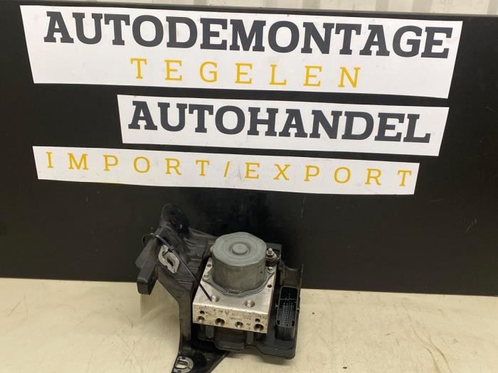 ABS Pumpe Opel Corsa E, 2014 1.3 CDTi 16V ecoFLEX, Fließheck, Diesel, 1.248cc, 70kW (95pk), FWD, B13DTE, 2014-09 (Gebraucht)