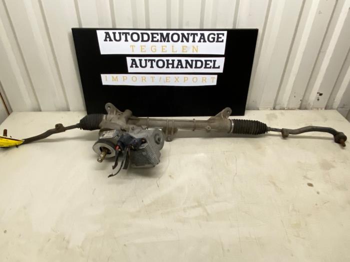 Begagnade Styrbox Mini Mini (R56) 1.4 16V One Pris € 129,90 Marginaltabell erbjuds av Autodemontage Tegelen