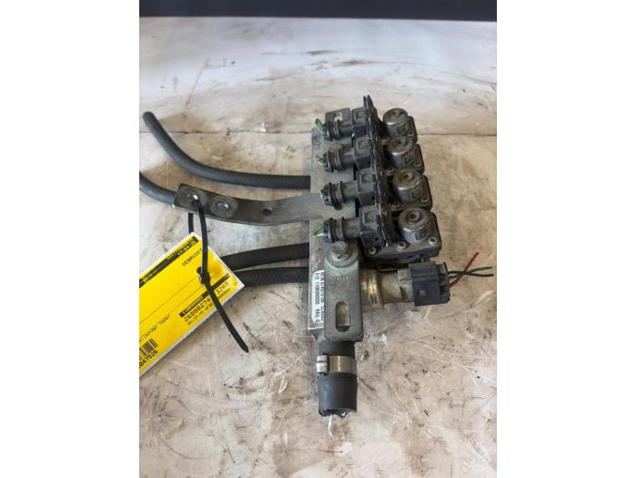 Używane Wtryskiwacz LPI Ford Mondeo IV 2.0 16V Cena na żądanie oferowane przez Autodemontage Tegelen