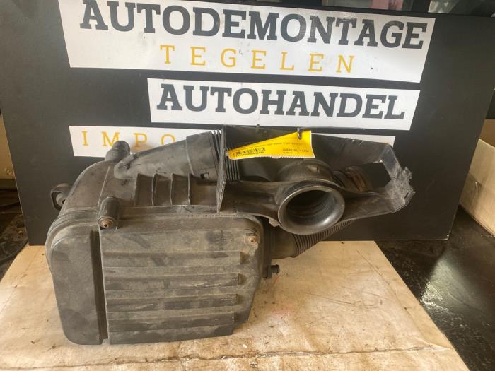 Begagnade Luftfilterhus Skoda Octavia Combi (1Z5) 1.4 TSI 16V Pris € 24,98 Marginaltabell erbjuds av Autodemontage Tegelen