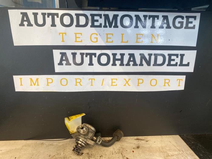 Begagnade Högtryckspump Seat Ibiza V (KJB) 1.0 TSI 12V Pris € 89,98 Marginaltabell erbjuds av Autodemontage Tegelen
