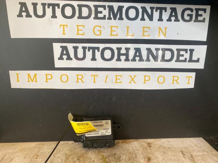 Begagnade PDC-modul Opel Zafira (M75) 1.8 16V Ecotec Pris € 49,98 Marginaltabell erbjuds av Autodemontage Tegelen