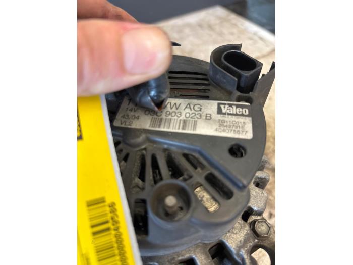 Begagnade Dynamo Seat Ibiza III (6L1) 1.6 16V Pris € 24,98 Marginaltabell erbjuds av Autodemontage Tegelen