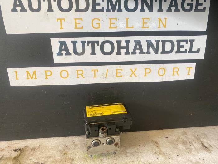 Używane Pompa ABS Hyundai Atos 1.1 12V Cena € 49,98 Procedura marży oferowane przez Autodemontage Tegelen