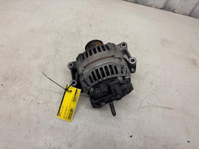 Begagnade Dynamo Audi A4 Avant (B8) 1.8 TFSI 16V Pris € 48,00 Marginaltabell erbjuds av Autodemontage Tegelen
