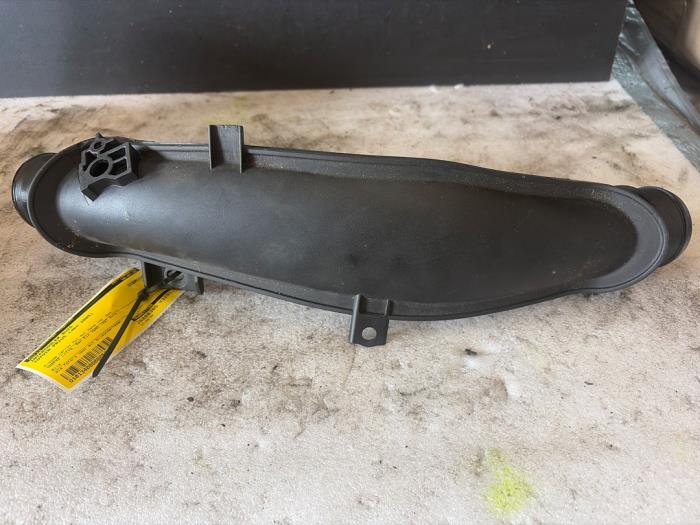Gebrauchte Intercooler Rohr Toyota Prius (NHW20) 1.5 16V Preis € 12,00 Margenregelung angeboten von Autodemontage Tegelen